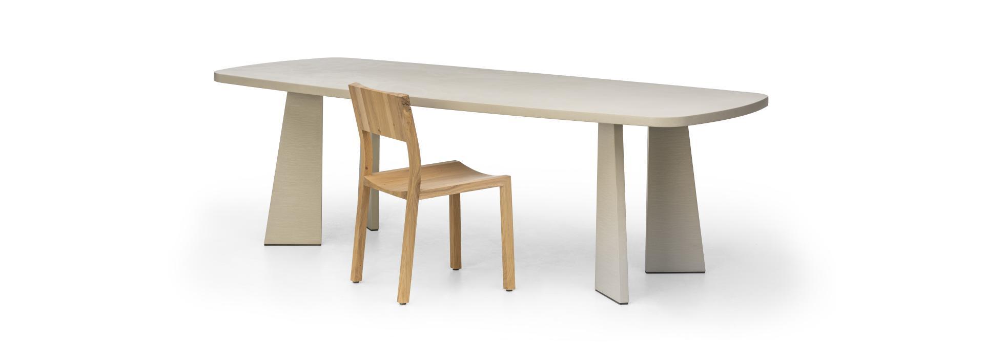 tafel bo vooraanzicht